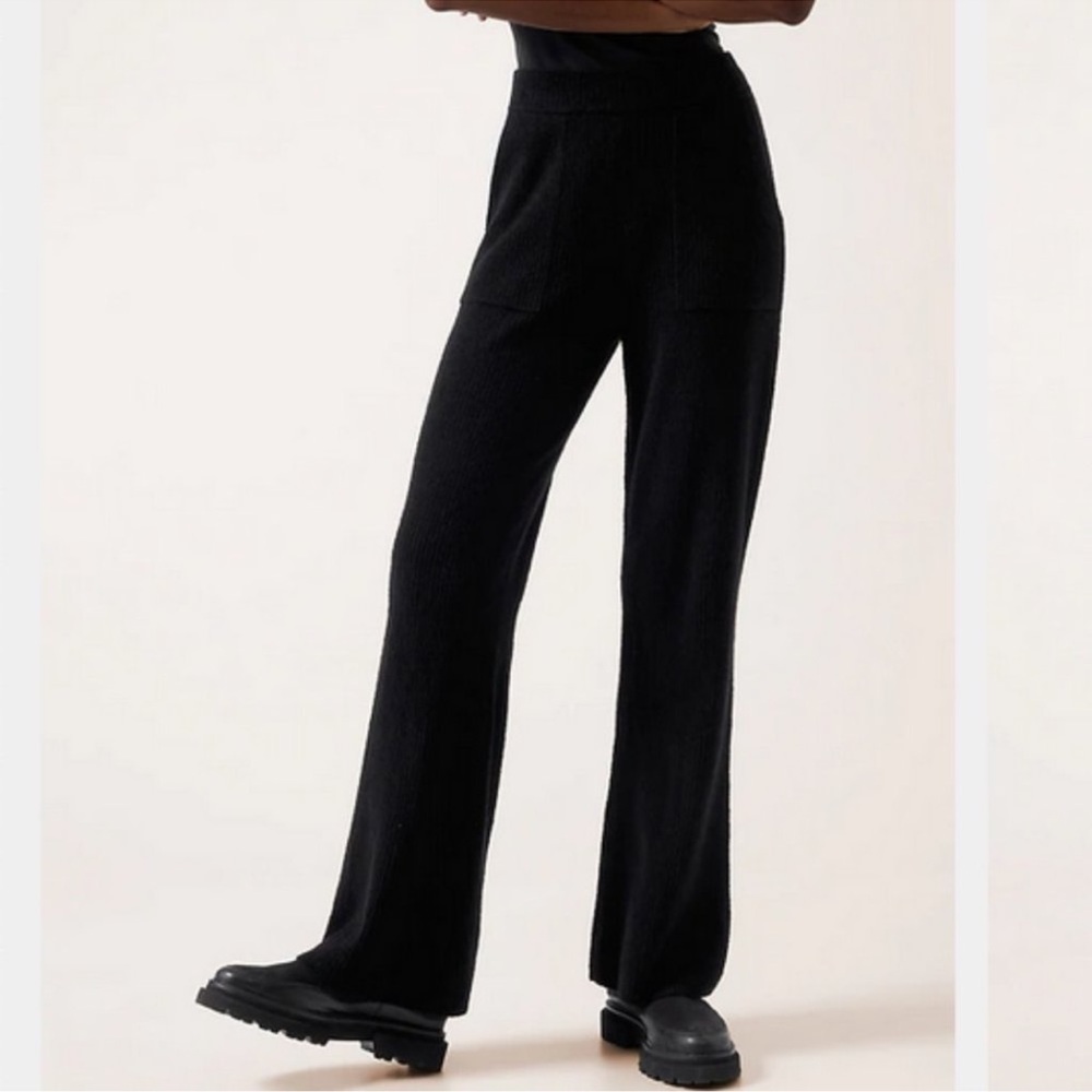 Athelta Felicity Cozy Pant Black
Size XL NWT